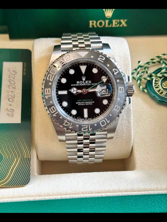 Rolex Other - Rolex GMT Bruce Wayne 126710GRNR